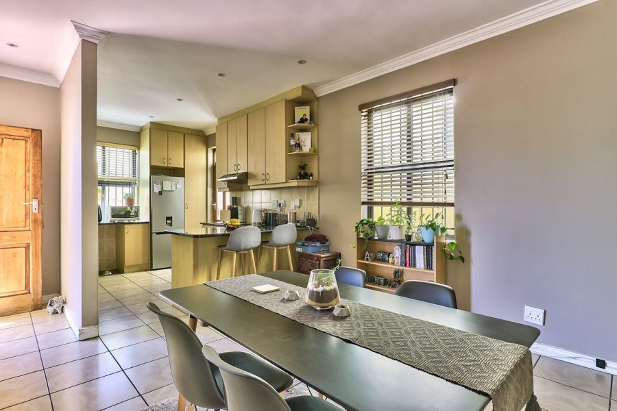 To Let 3 Bedroom Property for Rent in Royal Ascot Western Cape